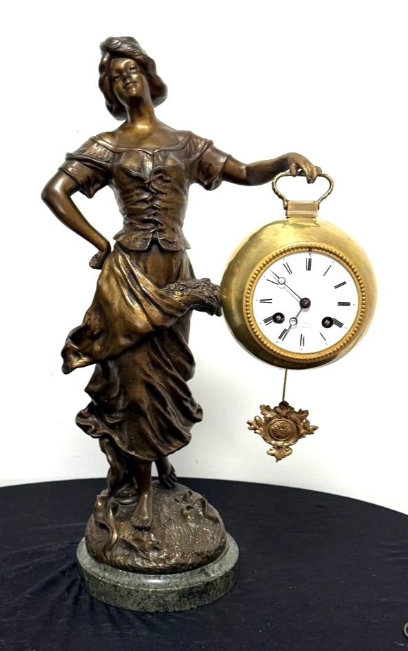 Désiré Grisard (b. 1872) Groot Art Nouveau sculpture with clock -   Marble base + zinc alloy with bronze-colored/multicolored patina. - Circa 1900 - No reserve price #4.3