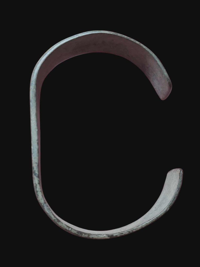 中世紀，十字軍時代 青銅色, 令人惊叹且沉重 手鈪  (沒有保留價) #2.1