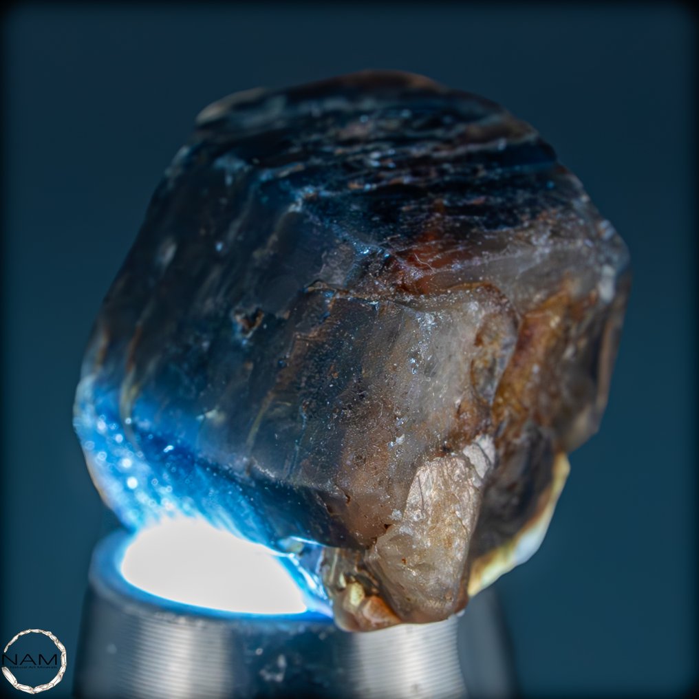 Gyönyörű, nagyon sötétkék zafírkristály Kezeletlen / nem hevített 31,80ct, Kenya- 6.36 g #3.2