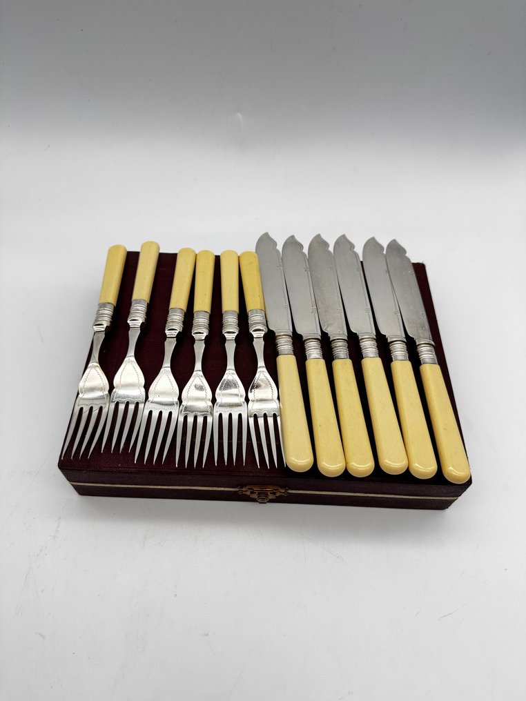 Vintage Silver-Plated Cutlery Set – E.P.N.S – Cream Handles – Original Luxury Box - Servizio di posate da pesce (12) - Placcato argento #4.3