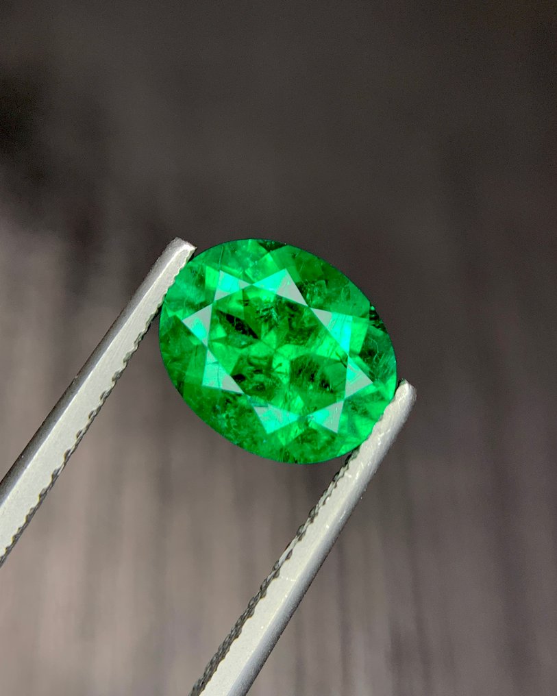 1 pcs  Πράσινο Σμαράγδι  - 2.25 ct - Gem research Swiss Lab (GRS) - Κολομβιανό Σμαράγδι GRS #3.2