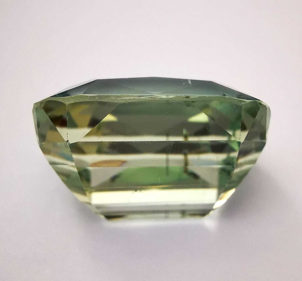 No Reserve Price Spodumene - 24.87 ct - Antwerp Laboratory for Gemstone Testing (ALGT) - Bluish Green Yellowish #4.3