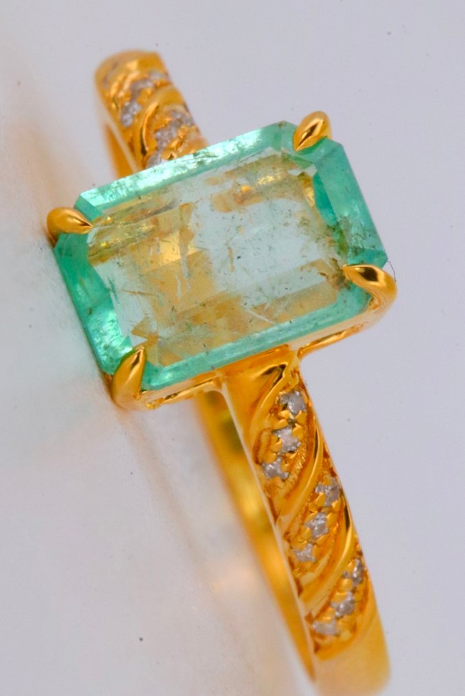 No Reserve Price - Ring - 14 kt. Yellow gold Emerald - Diamond #3.2