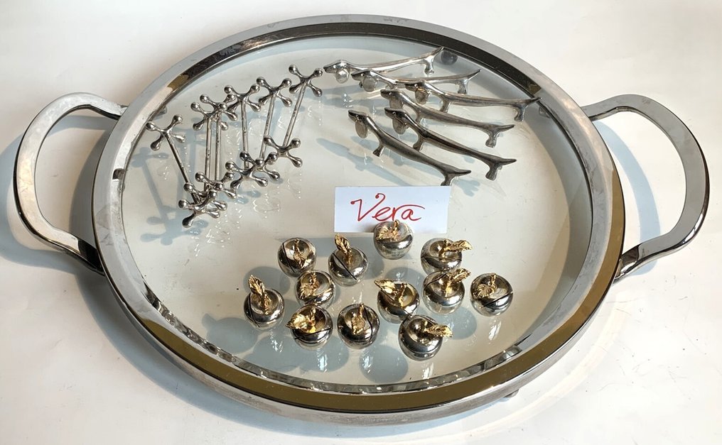 WMF e.a. - Salver - silver-plated metal and glass - with measuring enthusiasts #1.0