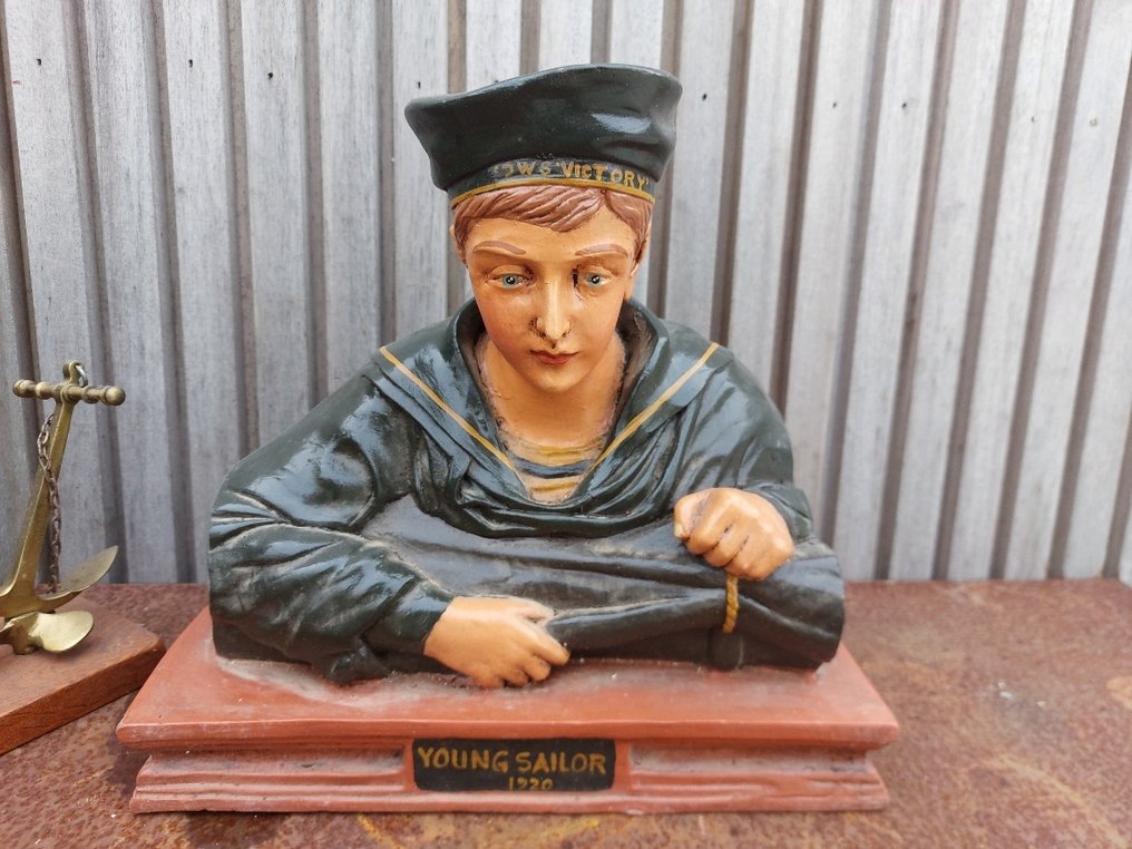 Statue, sculpture young cabin boy - 32 cm - polyresin #1.0