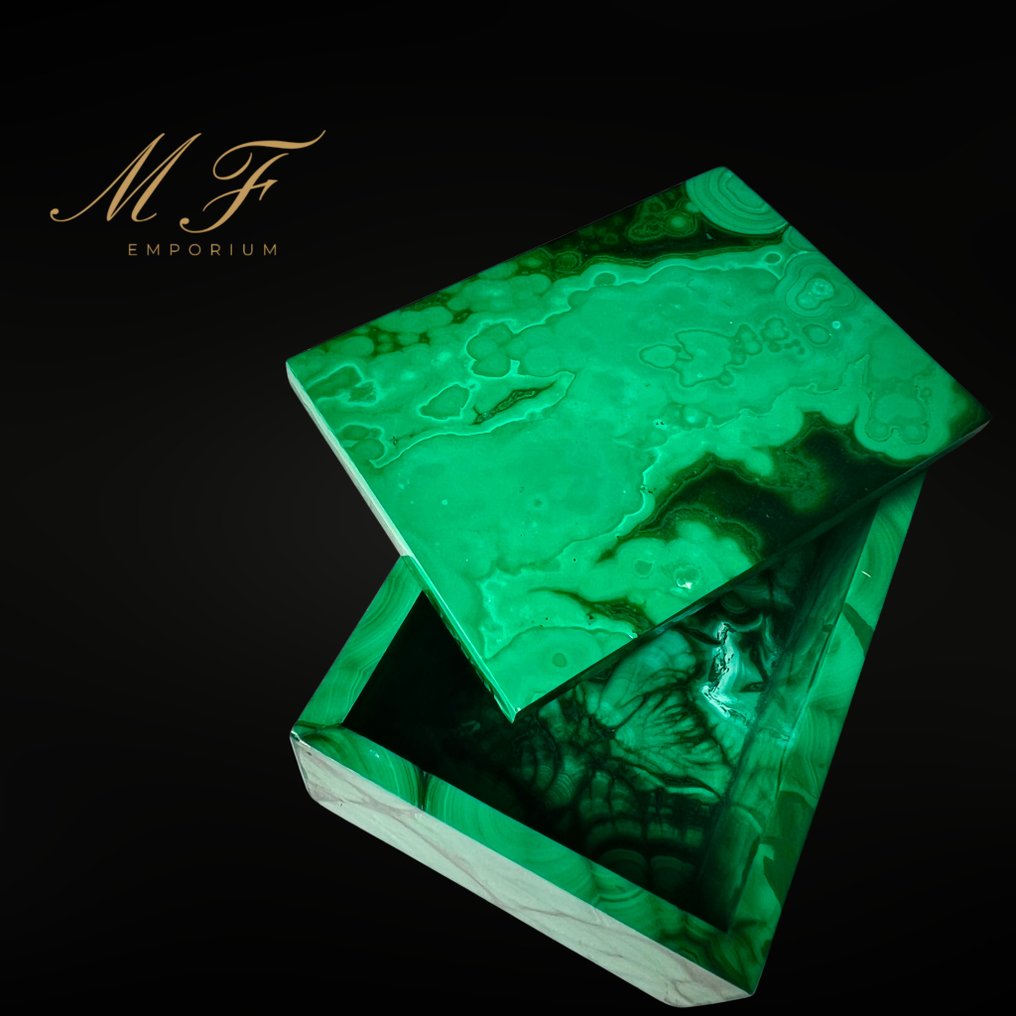 Κουτί από φυσική μαλαχίτη του Κονγκό, της υψηλότερης ποιότητας. κουτί - Ύψος: 30 mm - Πλάτος: 60 mm- 200 g - (1) #2.1