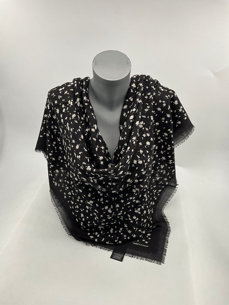 Saint Laurent - 135/135 cm /LAINE - Επιτραχήλιο (Σάλι) #1.0