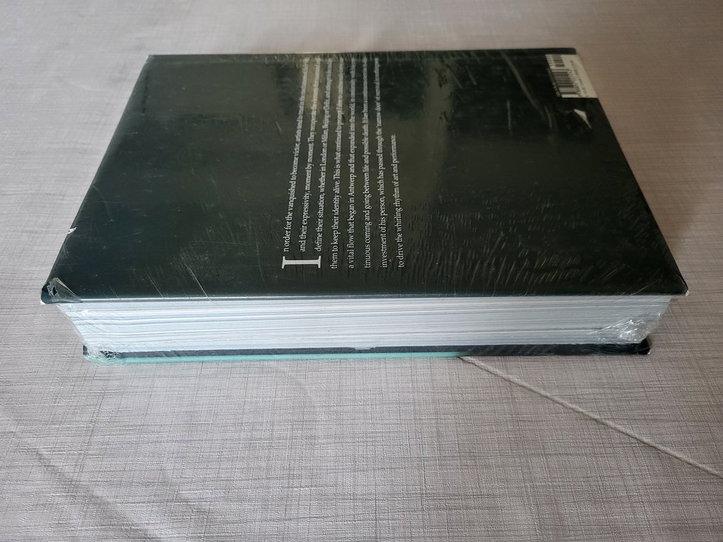 Jan Fabre - Stigmata: Actions & Performances 1976-2013 - 2014 #2.1