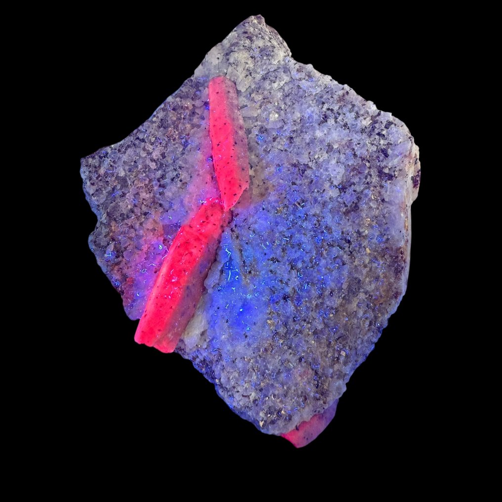 Ruby Fluorescent - Height: 8 cm - Width: 6 cm- 210 g #1.0
