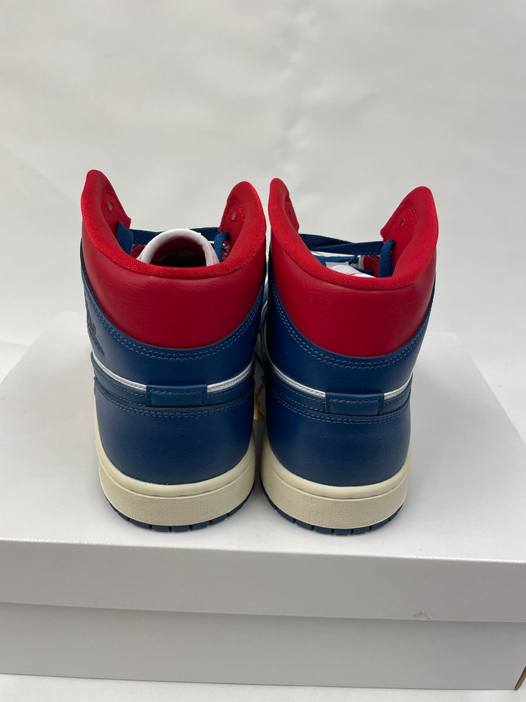 Air Jordan - Air Jordan 1 Mid - Sneakers - Size: EU 44 #4.3