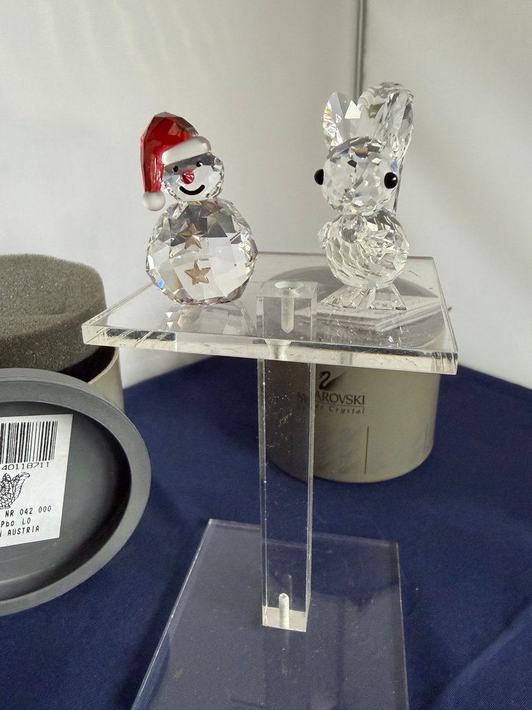 Swarovski - Figurine - Swarovski sneeuwpop en eekhoorn (2) - Crystal #1.0