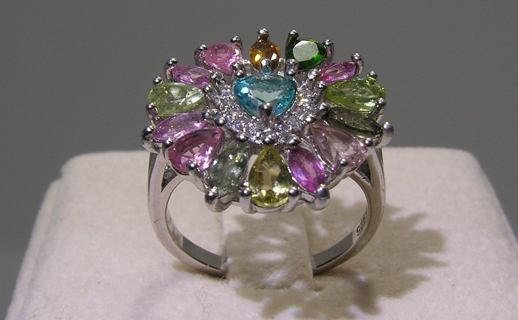 Tourmaline Ring - Height: 24.3 mm - Width: 20 mm- 4.9 g - (1) #1.0