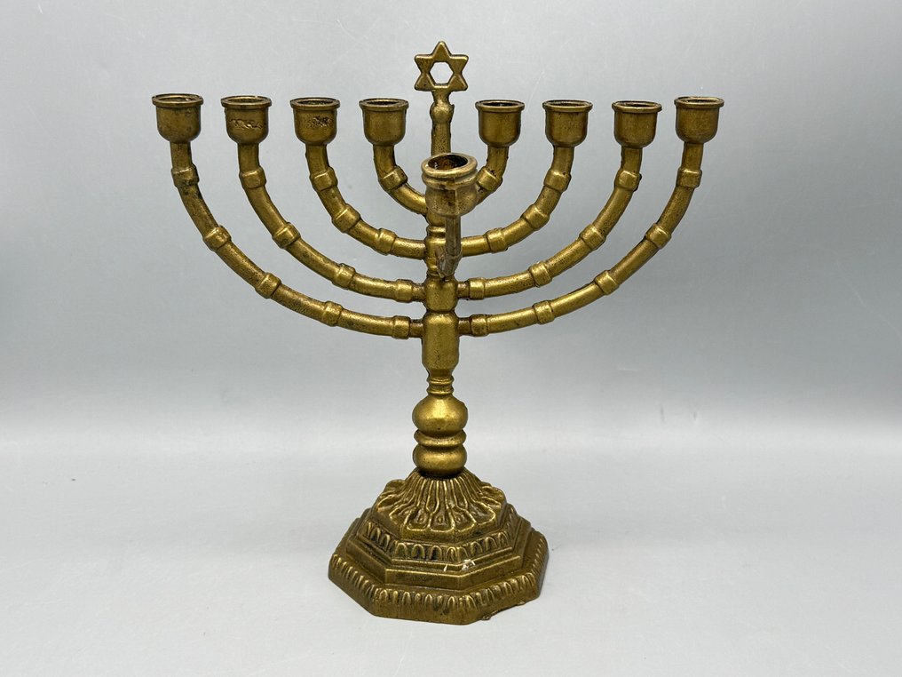 Joodse menorah kandelaar – massief messing of brons - 烛台 - 黄铜 - 犹太烛台 #1.0
