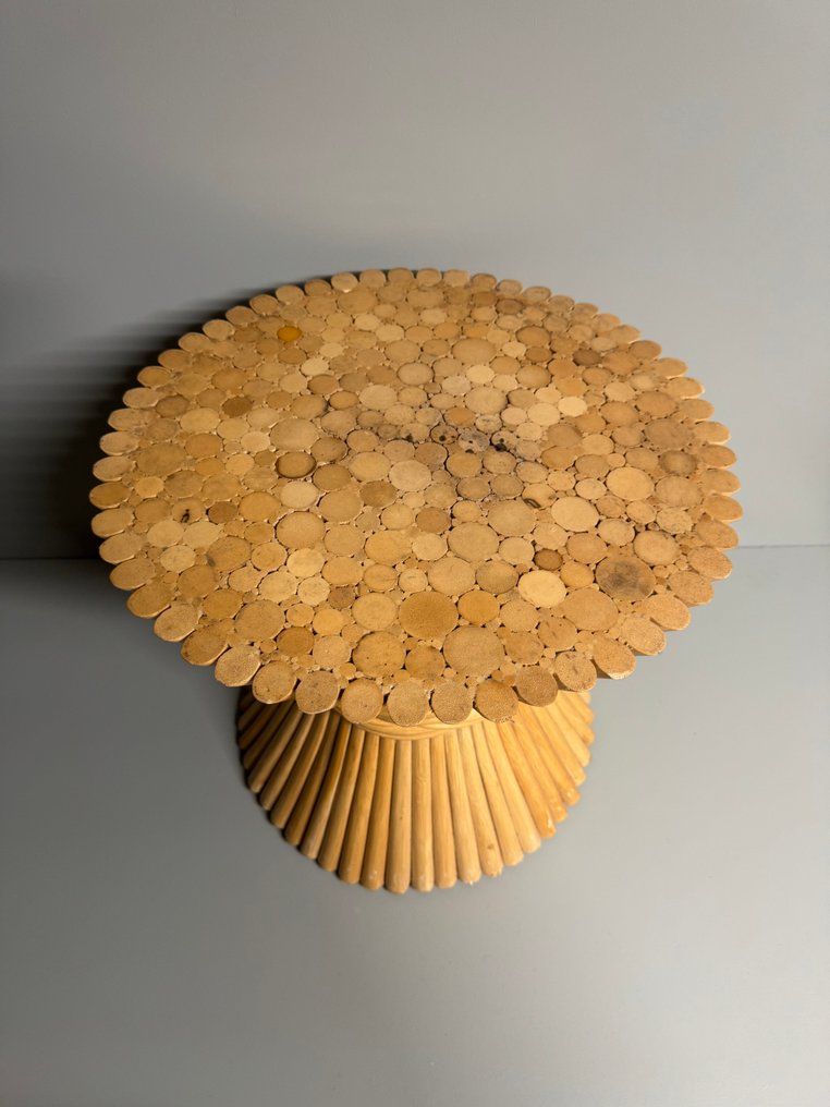 Pöytä - Elegantti 'Sheaf of Wheat' tekokäs sivupöytä – ajaton luonnon tyyli - Puu #4.3