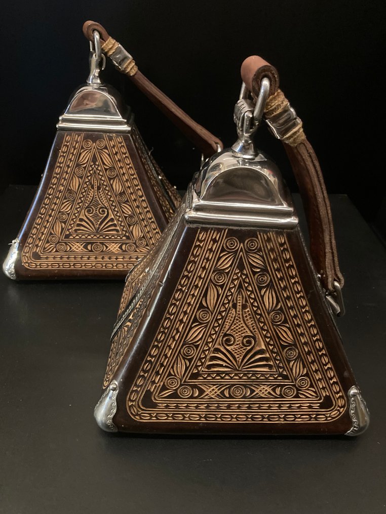 Cuoio e legno, Perù, antico - Staffa #1.0