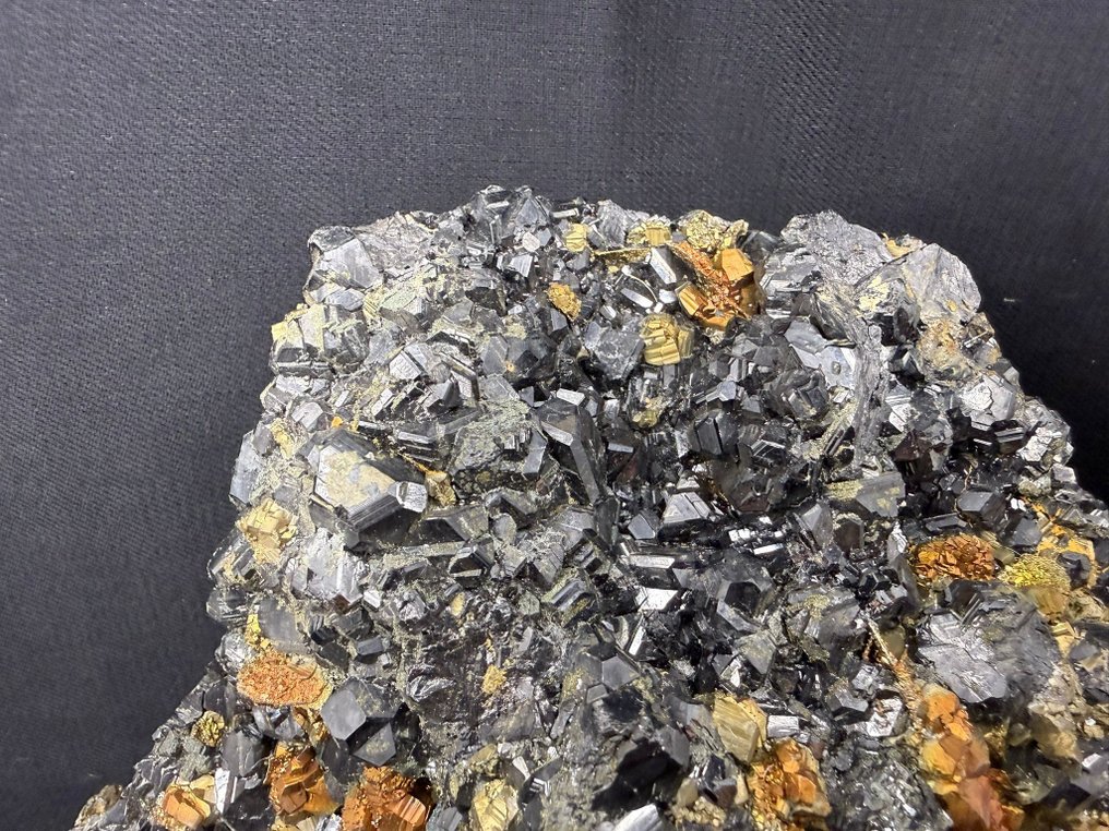 Pyrite with Hematite coating on Sphalerite matrix Specimen - Height: 21 cm - Width: 17 cm- 2666 g #1.0