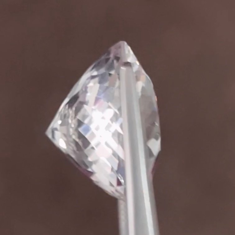 Rosa Morganit  - 54.37 ct - International Colored Gemstone Association (ICA GemLab) #3.2