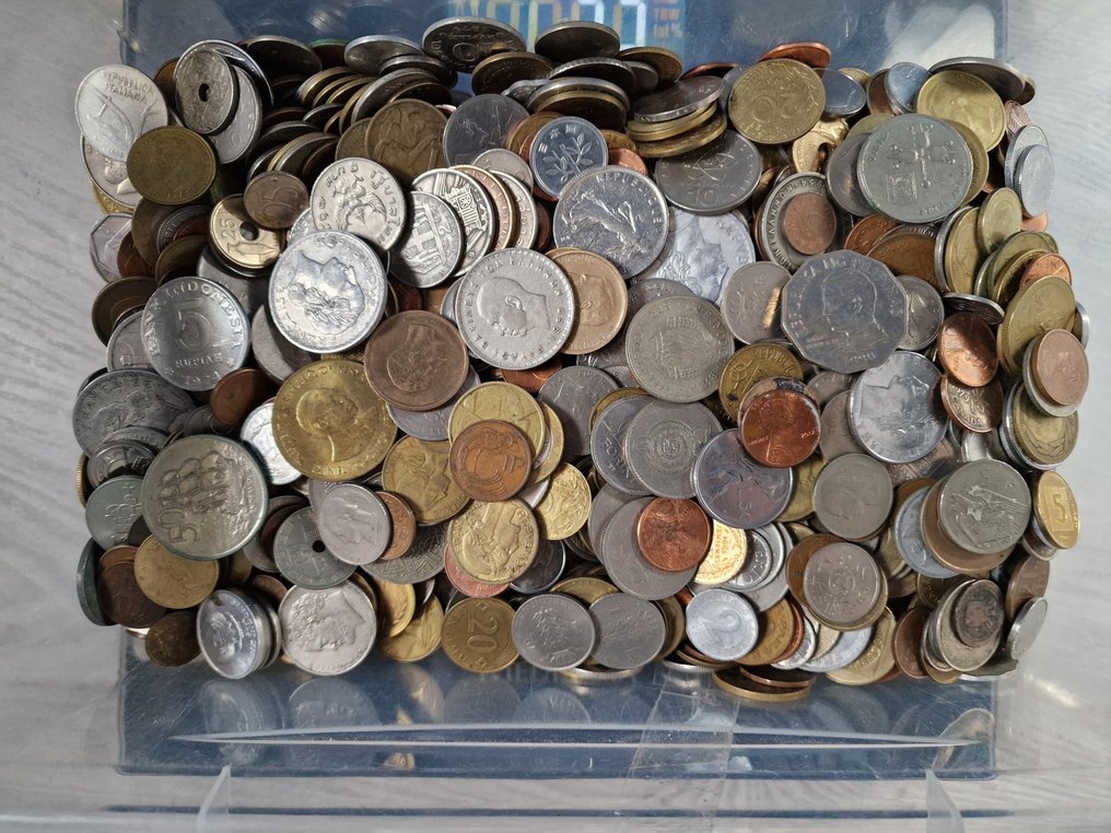 世界. 9 kilo nette Wereldmix 1900-2000  (没有保留价) #1.0