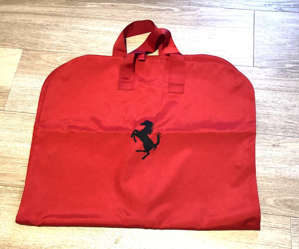 αξεσουάρ - Ferrari - Ferrari Tas (Kledinghoes) / Kledinghanger / Tas #1.0