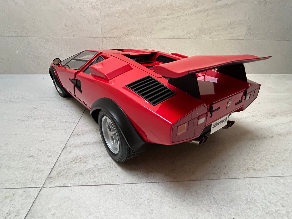 De Agostini 1:8 - Modellbil - Lamborghini Countach #2.1