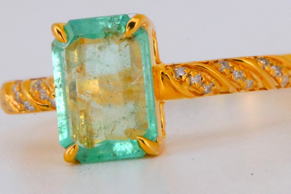 No Reserve Price - Ring - 14 kt. Yellow gold Emerald - Diamond #2.1