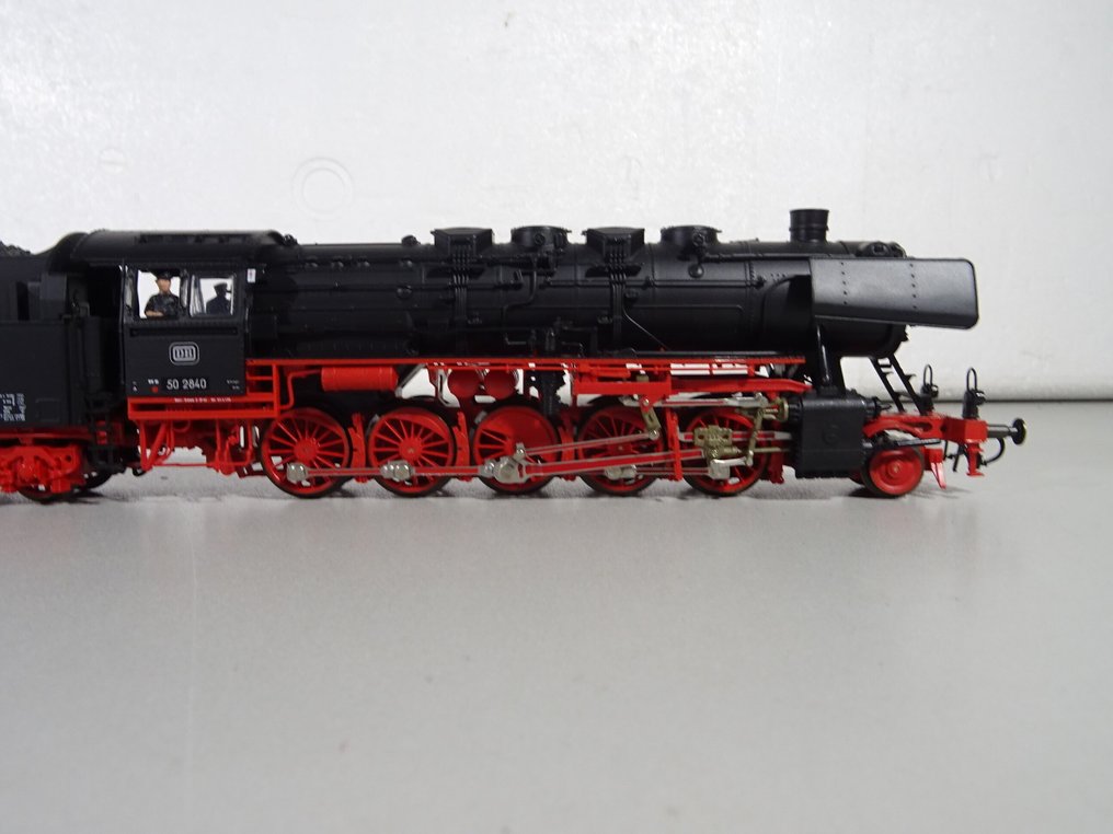 Roco H0轨 - 43288 - 带煤水车的蒸汽机车 (1) - 牵引式蒸汽机车 BR 50 2840 - DB #2.1