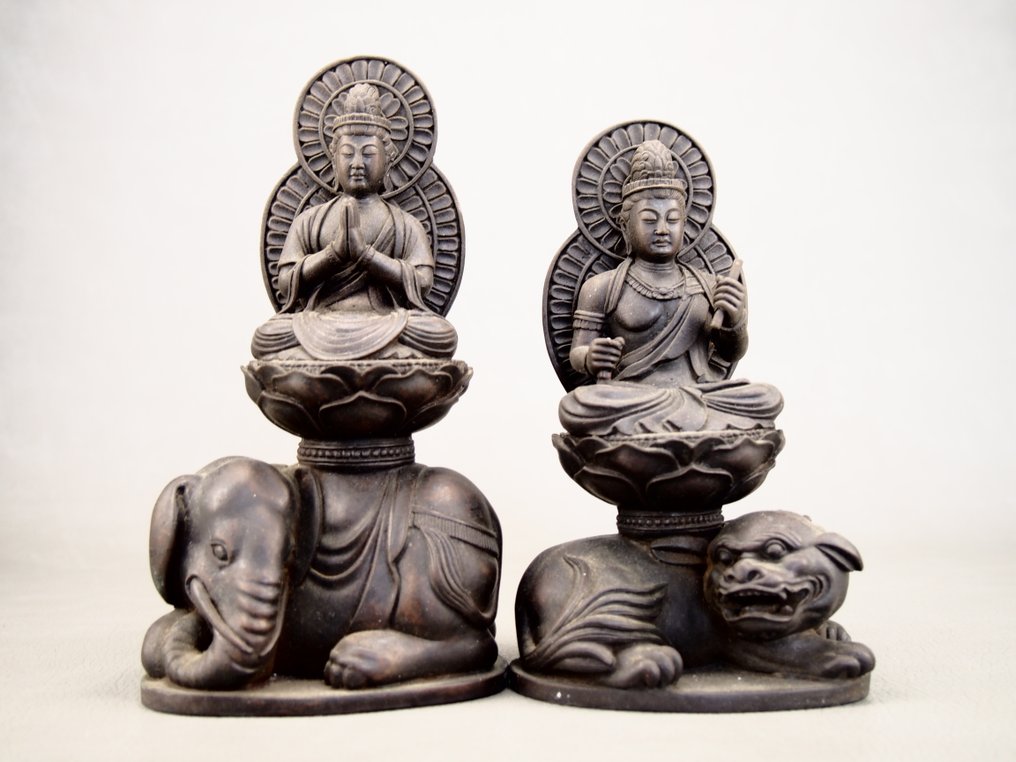 Fugen Bodhisattva riding an elephant and Manjushri Bodhisattva riding a lion - Statue Bronze - Japan #1.0