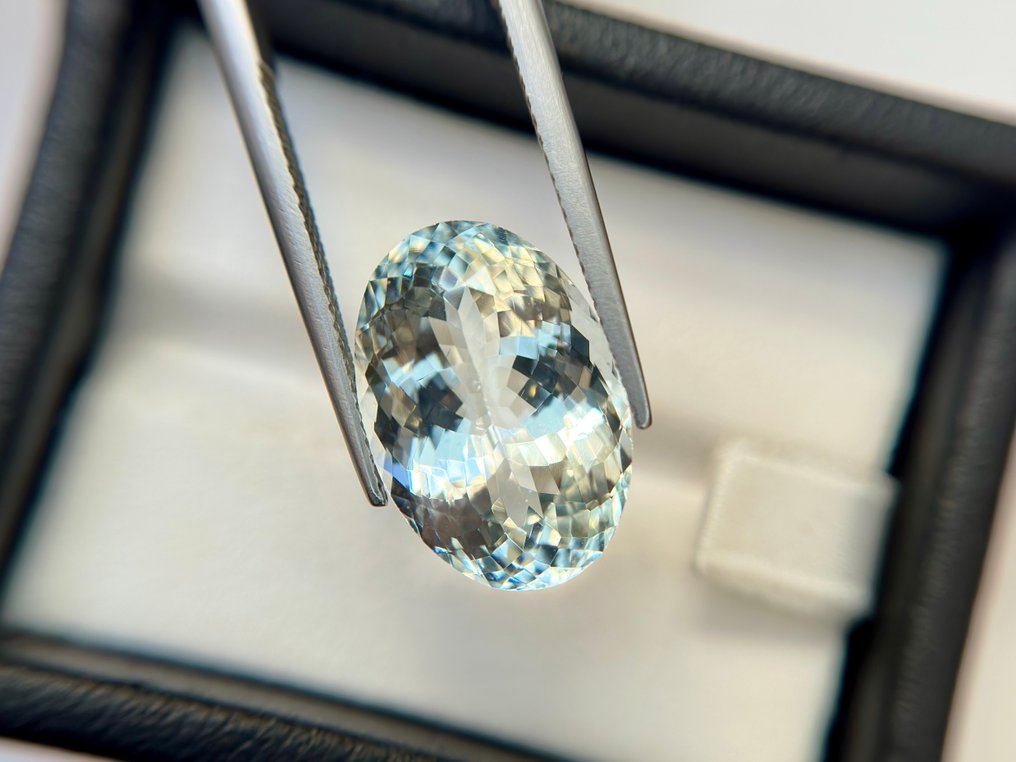 χωρίς τιμή ασφαλείας - 1 pcs  Μπλε Ακουαμαρίνης  - 11.36 ct - Διεθνής Ένωση Έγχρωμων Πολύτιμων Λίθων (ICA GemLab) - Ωκεανός νερό ακουαμαρίνα #3.2