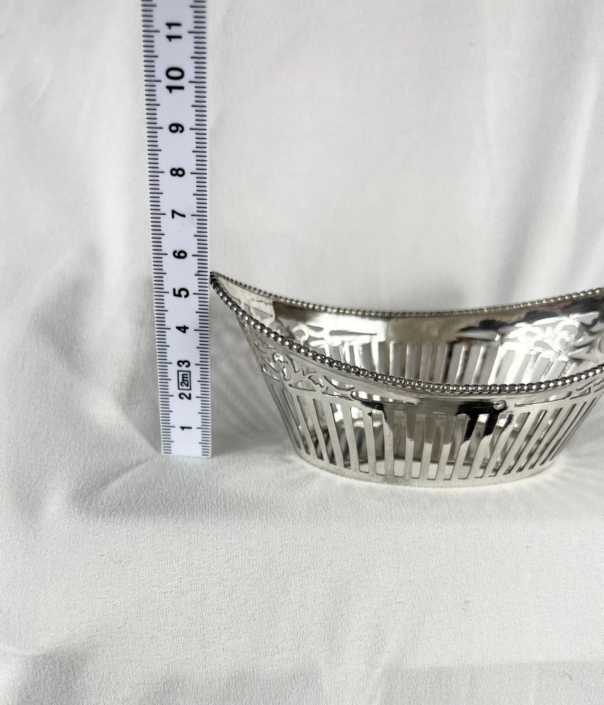 DV → kan overeenkomen met Nederlandse zilversmeden Schoonhoven of Utrecht. - Cesto - .833 argento - cesto d'argento #4.3