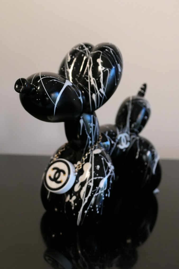 Rich'ART - Balloon Dog en version Chanel #2.1