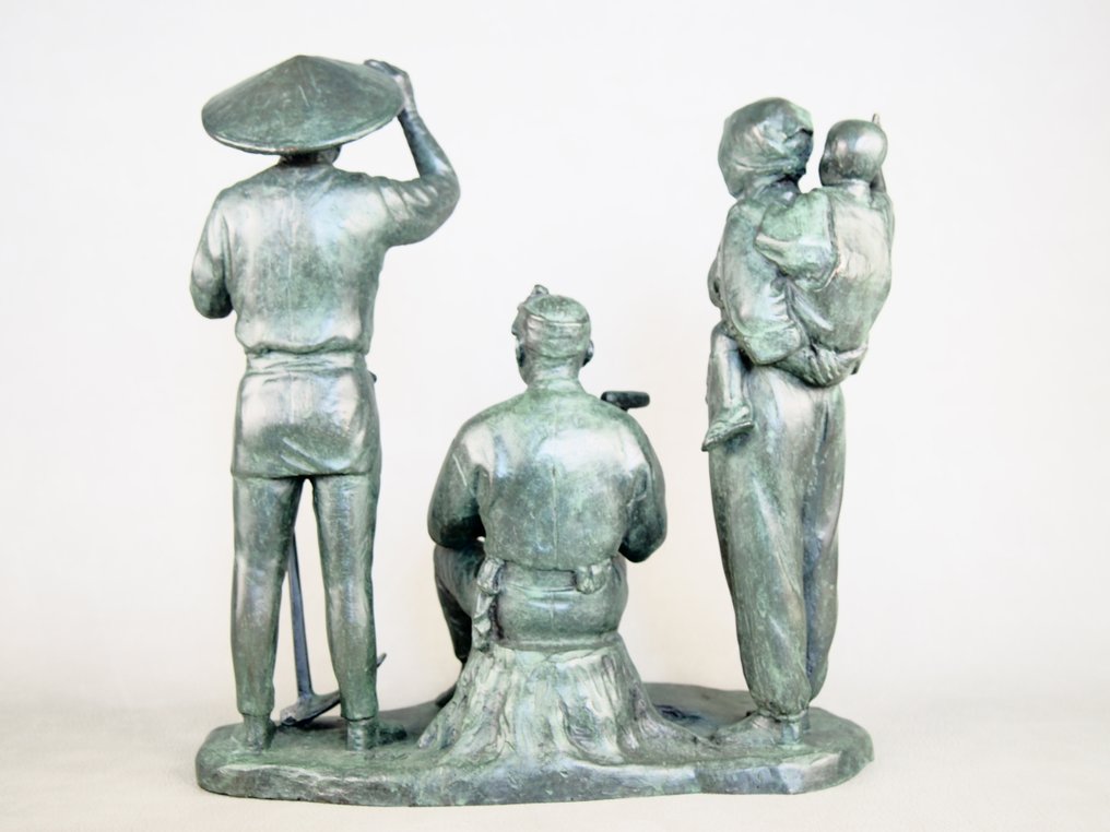 青銅色 - Takahashi Tsuyoshi 高橋剛 - 《乡村之爱》——面向农村地区居民 - 昭和年代(1926-1989) #4.3