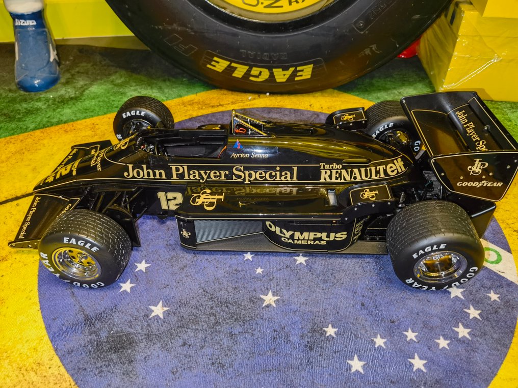 1:12 - Model race car - Lotus 97T John Player Special Ayrton Senna Nr.12 #1.0