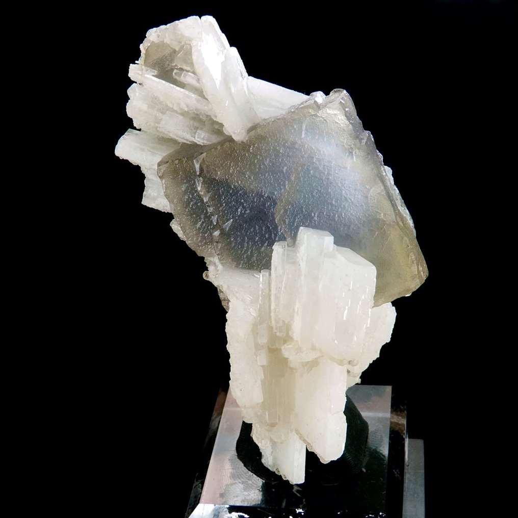 螢石、重晶石 桃林矿，湖南，中国 - 高度: 8 cm - 闊度: 4.5 cm- 165 g #1.0