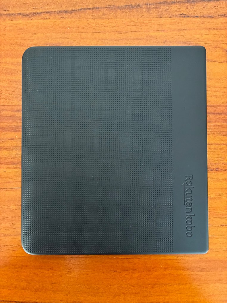 Kobo Forma 8" E-reader - Computer #2.1