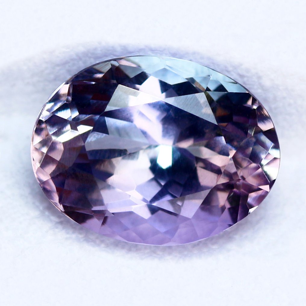 没有保留价 - 1 pcs 紫色, 紫罗兰色 坦桑石 - 2.00 ct - 国际有色宝石协会(ICA GemLab) - 超稀有{无热} #3.2