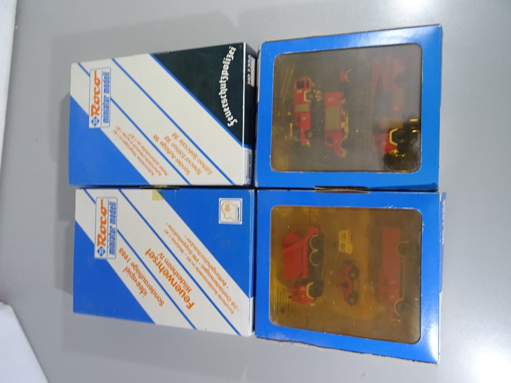 Roco H0 - Modellvonat járművek (12) - Tűzoltó / Rendőrségi járművek és pótkocsik, 12 részes #2.1