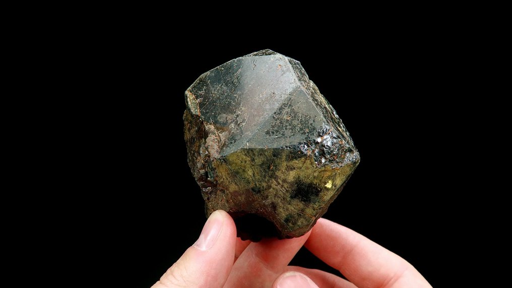 尖晶石 - 贝特罗卡，马达加斯加 - 高度: 7.2 cm - 宽度: 7.2 cm- 586 g #1.0