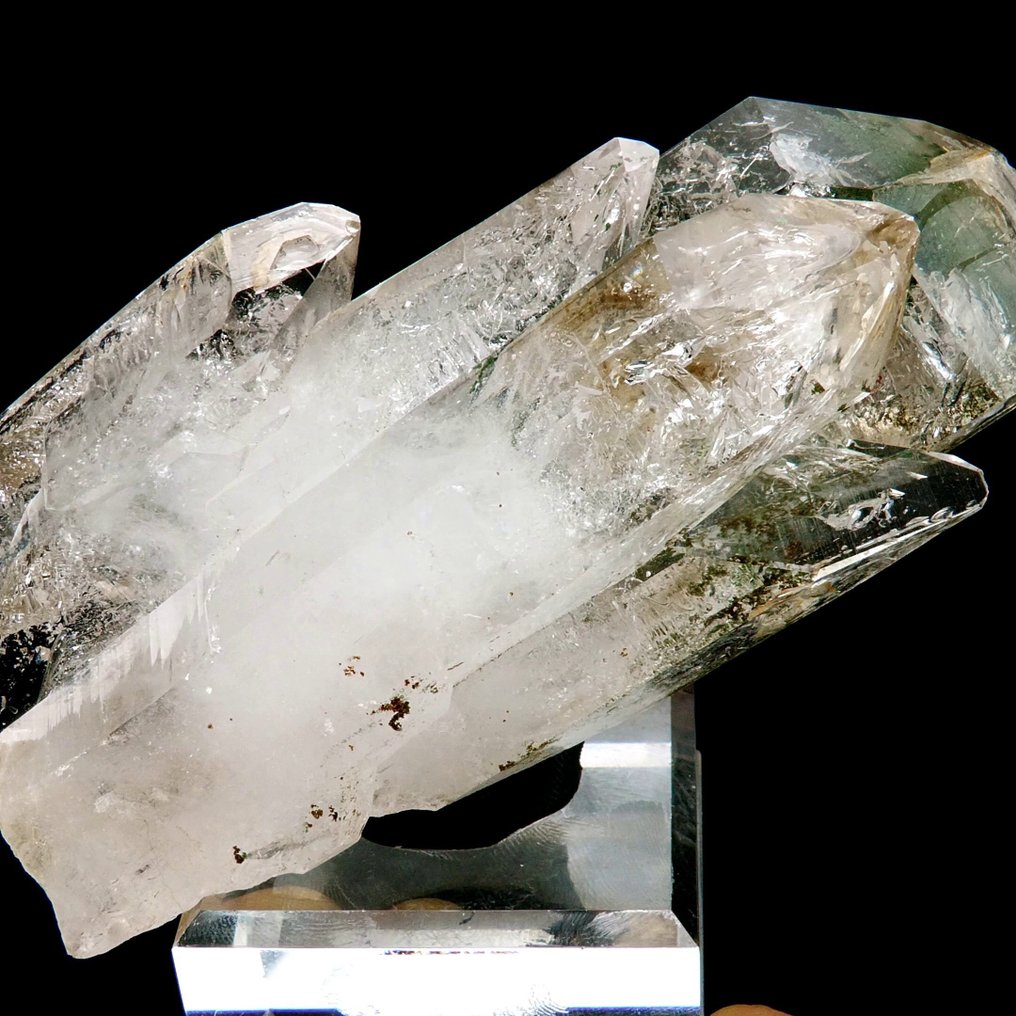 Κρύσταλλοι με ενσωματωμένες υγρές ενδείξεις. Όρη Goboboseb, Brandberg, Ναμίμπια - Ύψος: 10.8 cm - Πλάτος: 5.8 cm- 298 g #1.0