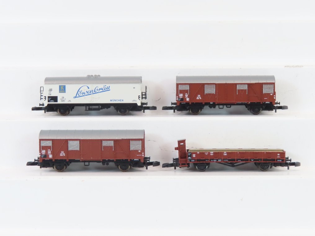 Märklin Z - 86000 - Modelltog godsvogn-sett (1) - 4-delt godsvognsett med 2-akslede lukkede vogner og lav åpen bakvogn (Lading) - DB #1.0