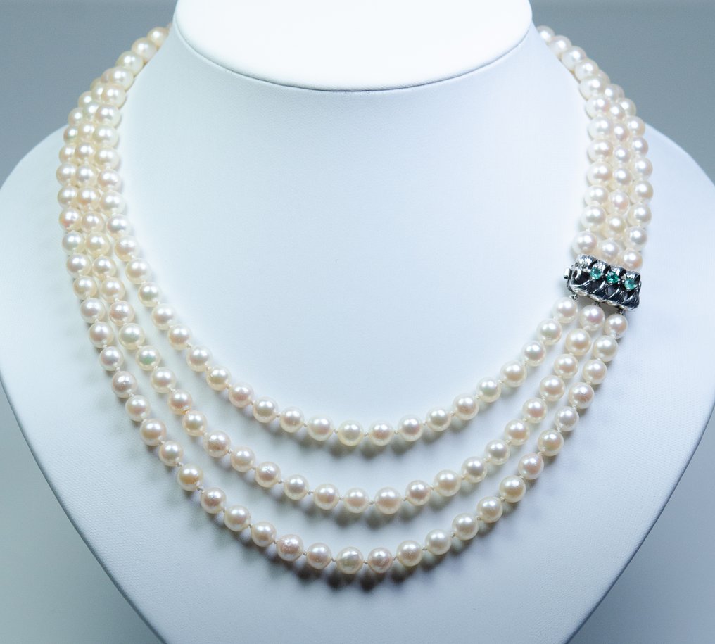 Sem preço de reserva - Colar - 835 prata - Ø 6-6,5 mm pérolas Akoya - 0,25 ct esmeraldas - tripla fileira #1.0