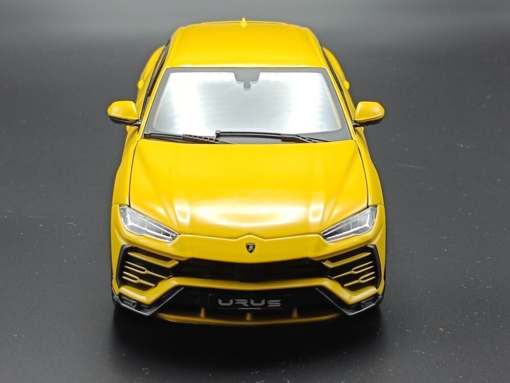 Bburago 1:18 - 模型車 - Lamborghini Urus - 强大。奢华。无法抗拒。 #2.1