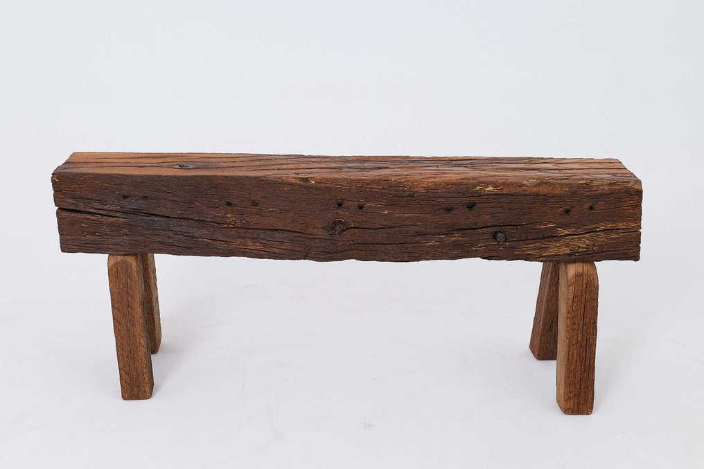 Logniture - Banco - Carvalho - Banco de Madeira Reutilizada #1.0