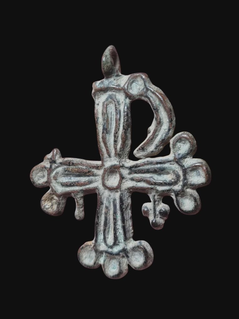 Μεσαιωνική, εποχή σταυροφόρων Μπρούντζος, Ενδιαφέρον διασταύρωση Κρεμαστό κόσμημα  (χωρίς τιμή ασφαλείας) #1.0