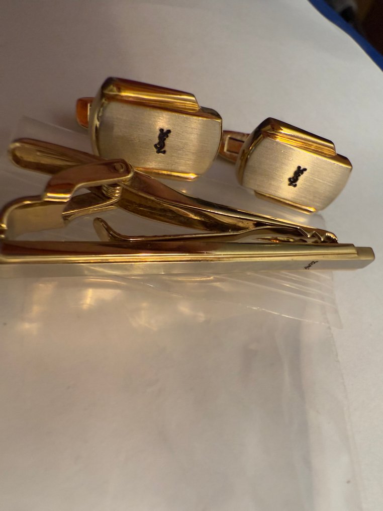 Yves Saint Laurent - Gullplattert, Metall - Mansjettknapper #1.0