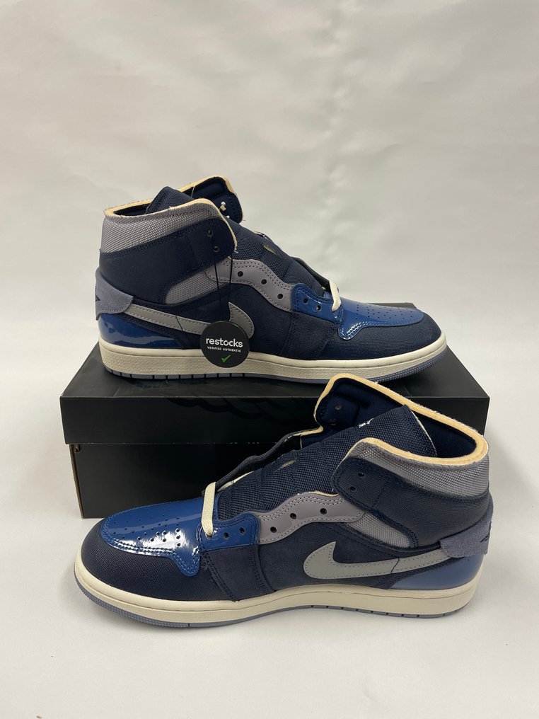 Nike - Air Jordan 1 Mid - Sneakers - Size: EU 44.5 #1.0