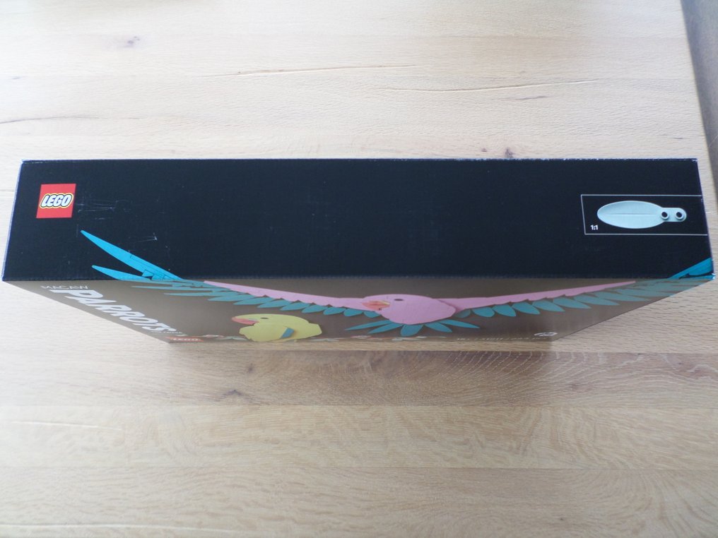 LEGO Set - 31211 - Art - The Fauna Collection-Macaw Parrots. #1.0