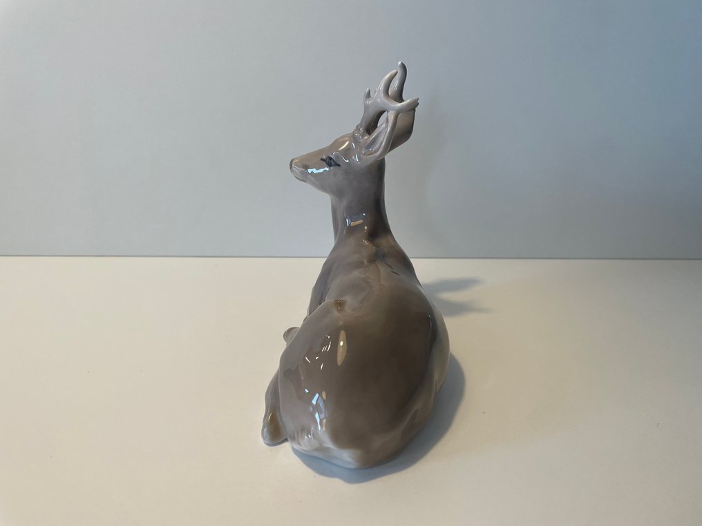 Royal Copenhagen - Φιγούρα - Reclining stag figurine - Πορσελάνη #3.2