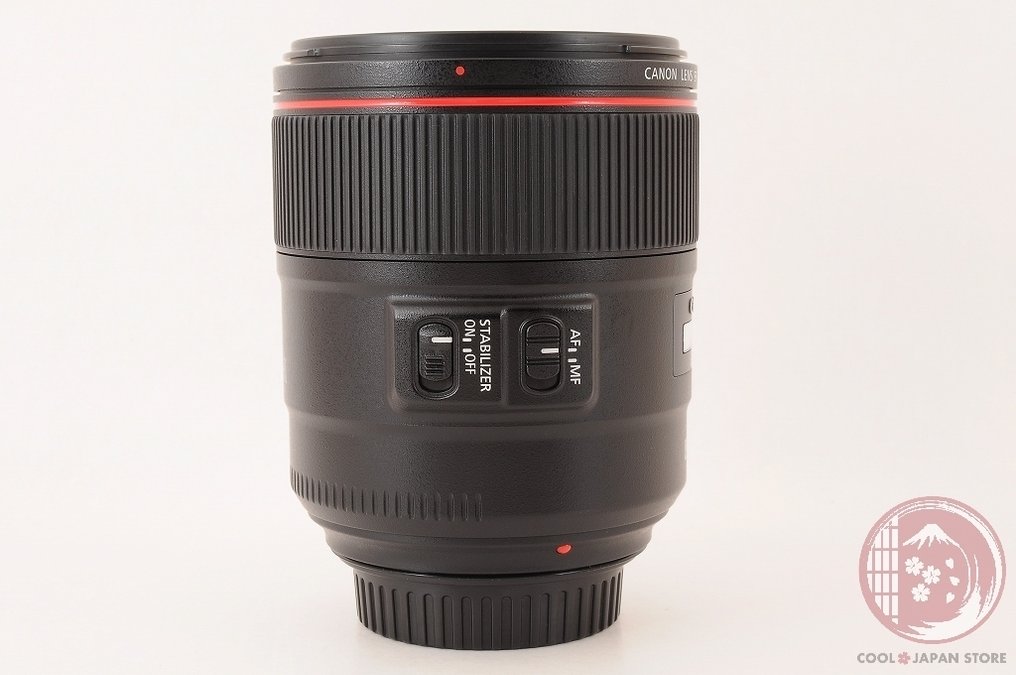 Canon EF 85mm 1:1.4 L IS USM Camera lens #3.2