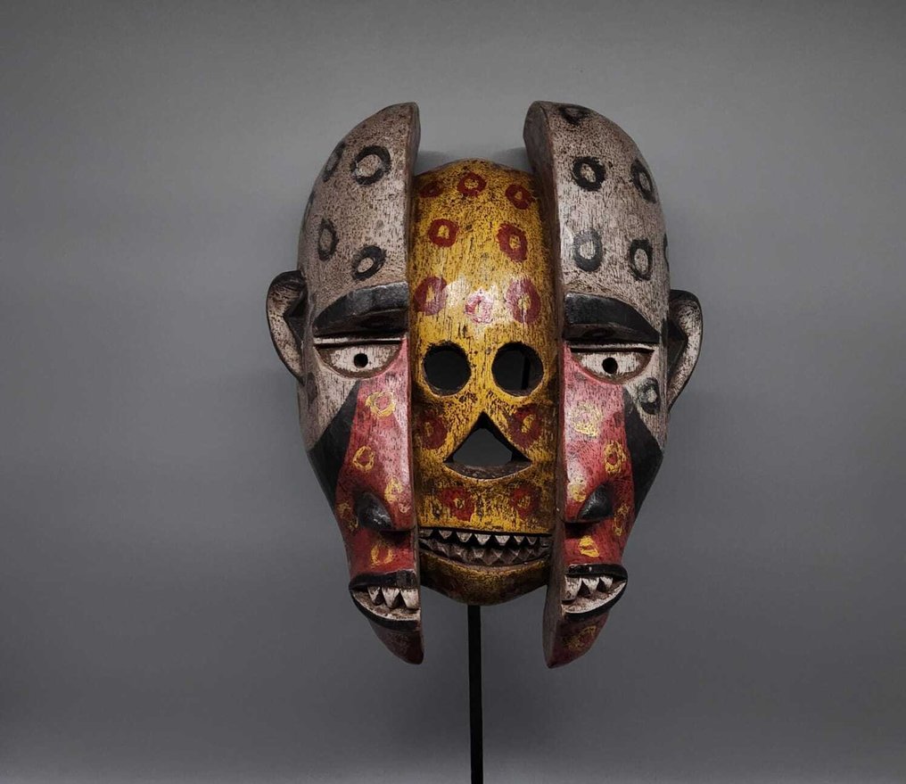 防护面具 - kongo - 剛果民主共和國  (沒有保留價) #1.0