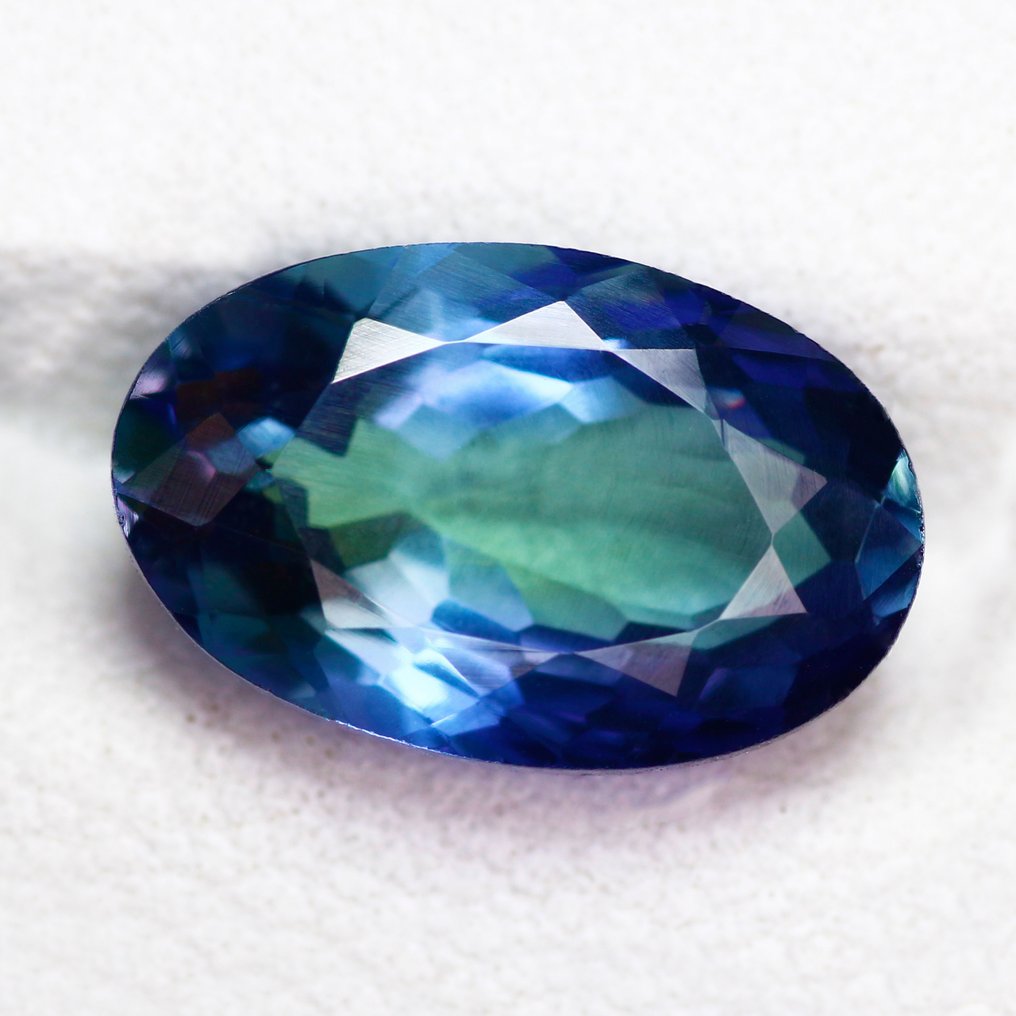 1 pcs 藍色, 綠色 坦桑石 - 3.77 ct - 國際有色寶石協會 (ICA GemLab) - 顶级稀有 {无加热} #3.2